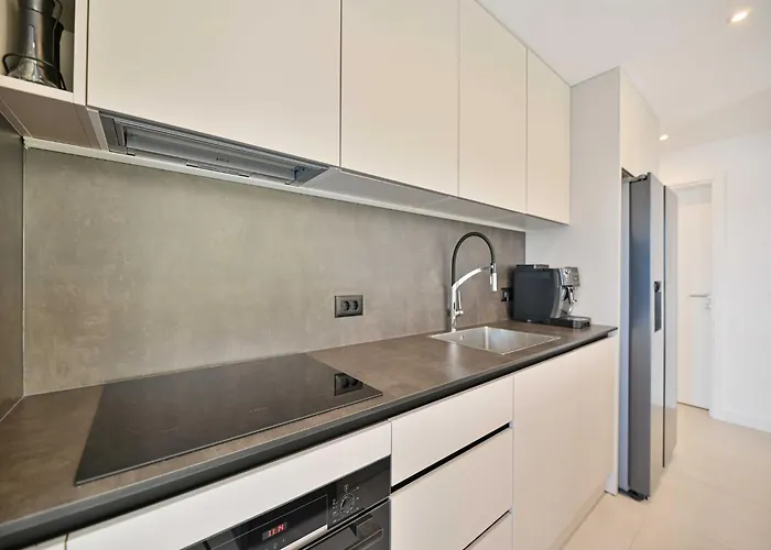 Вілла Oasis - Five Bedroom With Private Pool *